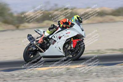 media/Oct-30-2025-Racers Edge (Thu) [[dabbdaf680]]/3-B Group/Session 5 (Turn 6)/